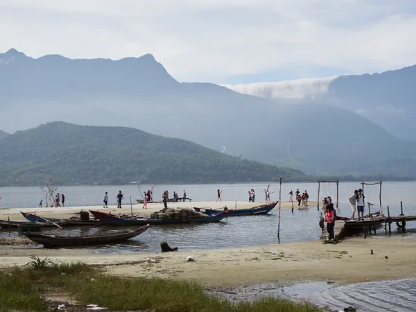 La baie de Lang Co, entre Hué et Da Nang, au Vietnam