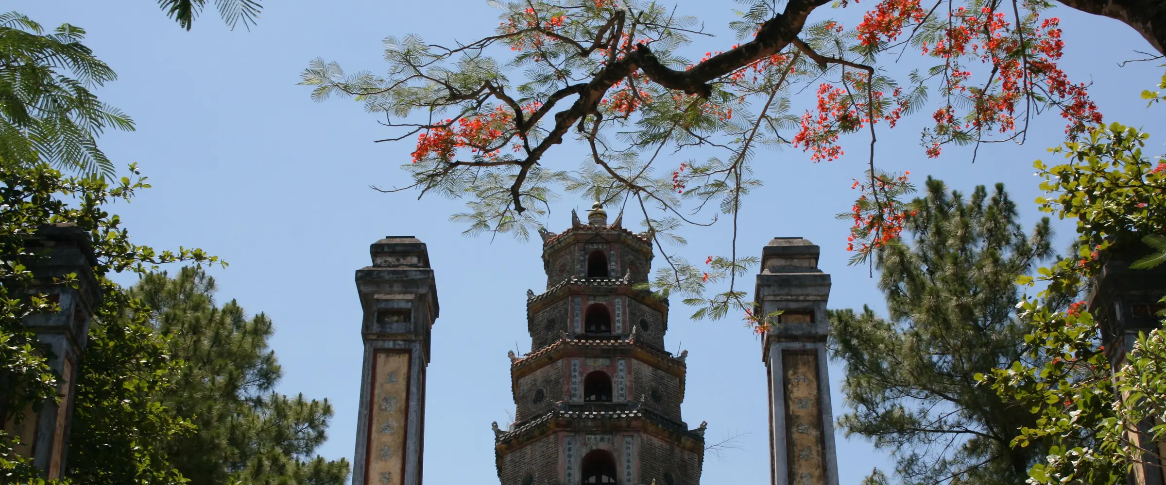La tour de la pagode Thien Mu, à Hué, au Vietnam